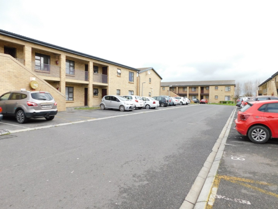 2 Bedroom Property for Sale in Fairview Golf Estate Western Cape